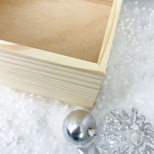 Load image into Gallery viewer, Personalised Traditional Santa Christmas Eve Box - 5 Sizes (16cm | 20cm | 26cm | 30cm | 36cm)
