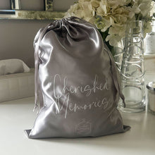 Load image into Gallery viewer, Name & Initial Giraffe - Green, Pink, Blue, Neutral